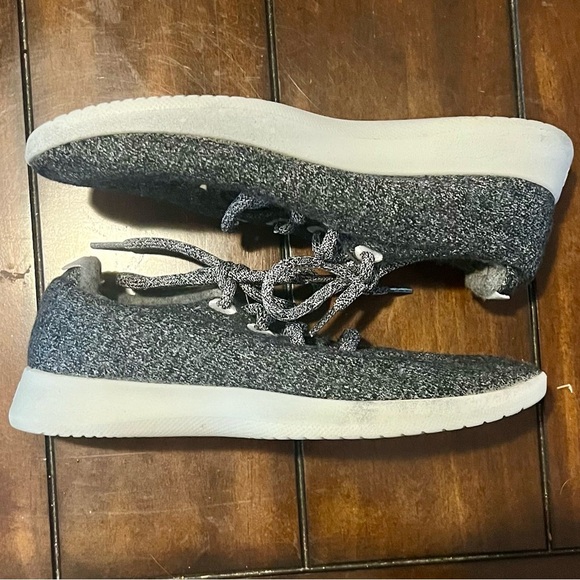 Allbirds Gray Wool Sneakers - Picture 1 of 7